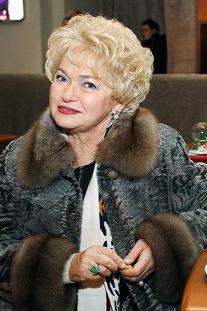et billede af Lyudmila Narusova