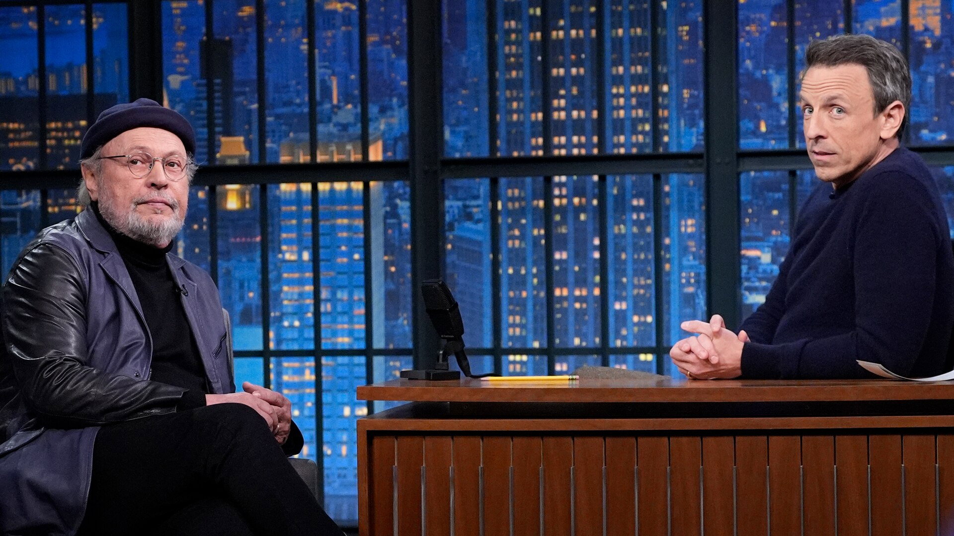 Late Night with Seth Meyers Season 12 :Episode 39  Billy Crystal, Sarah Michelle Gellar