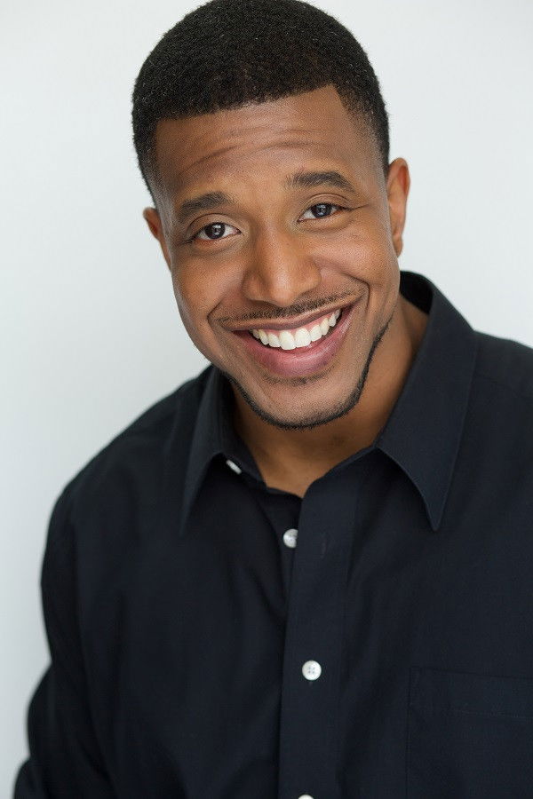 et billede af Desmond Donahue