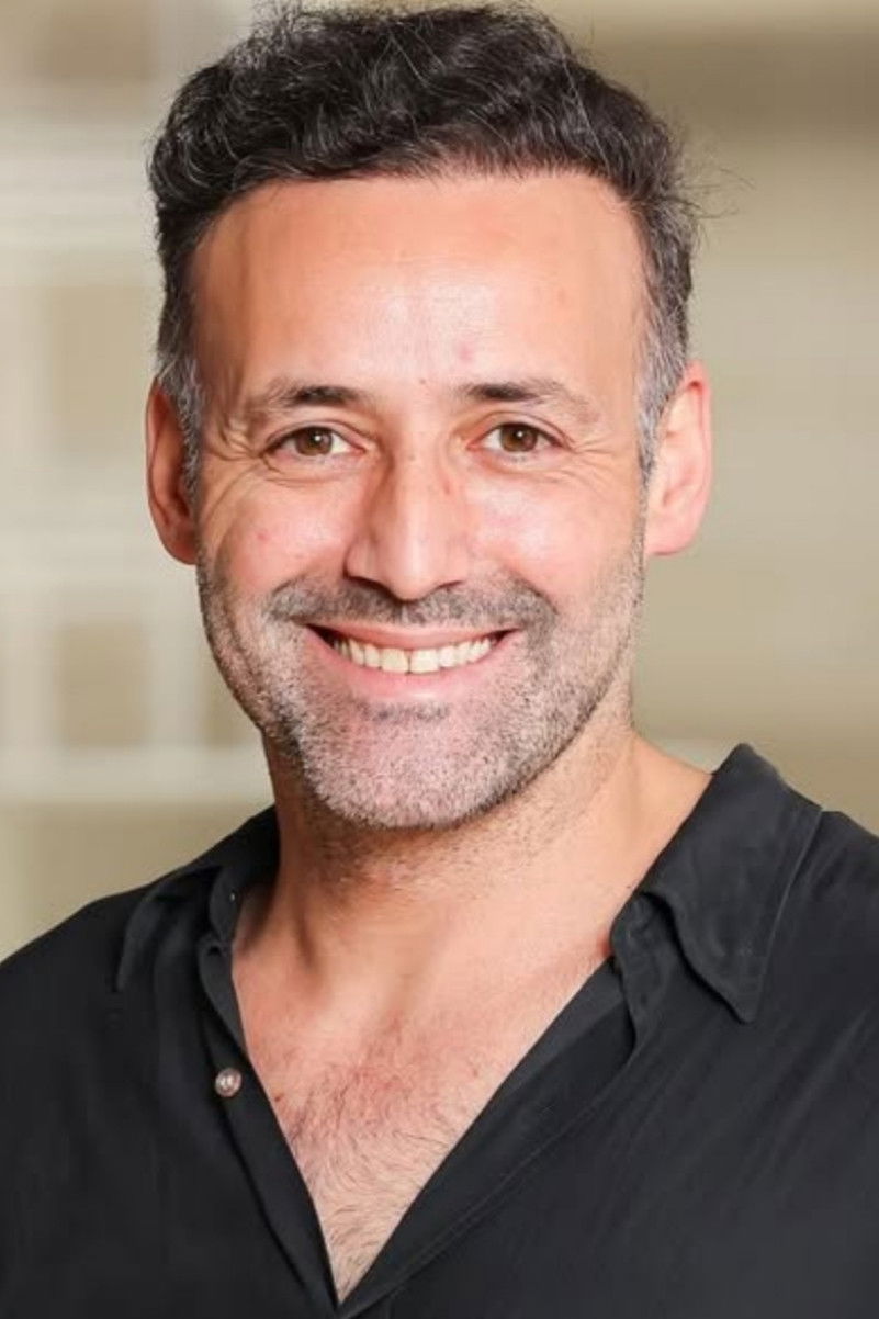 et billede af Aziz Aslan