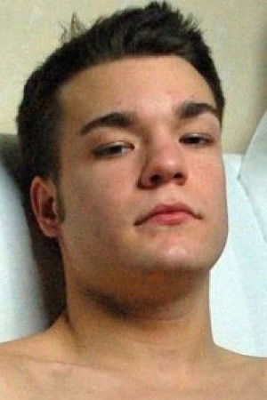 et billede af Dylan Donovan