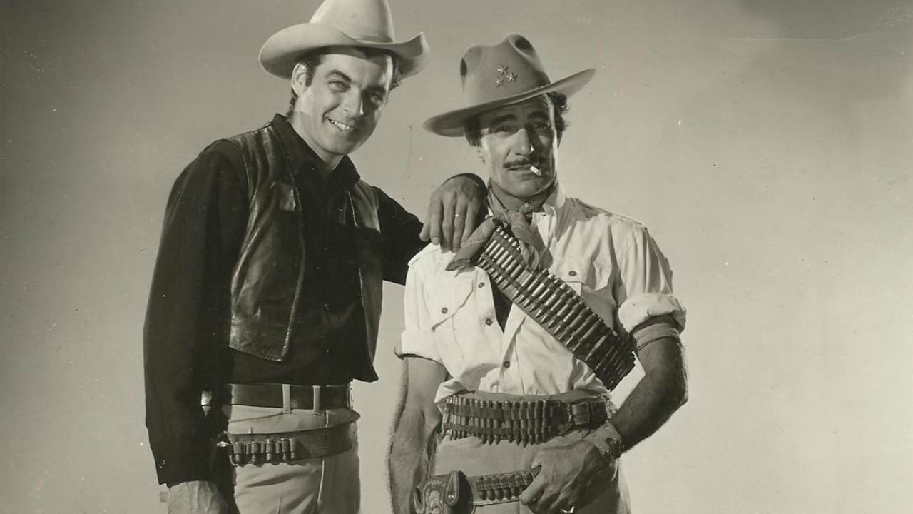 The Treasure of Pancho Villa (1955)