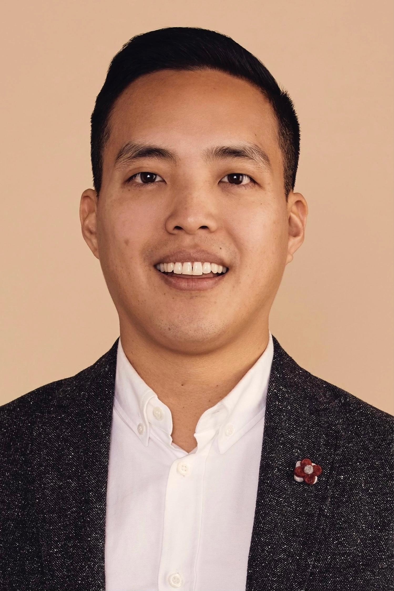 Alan Yang backdrop