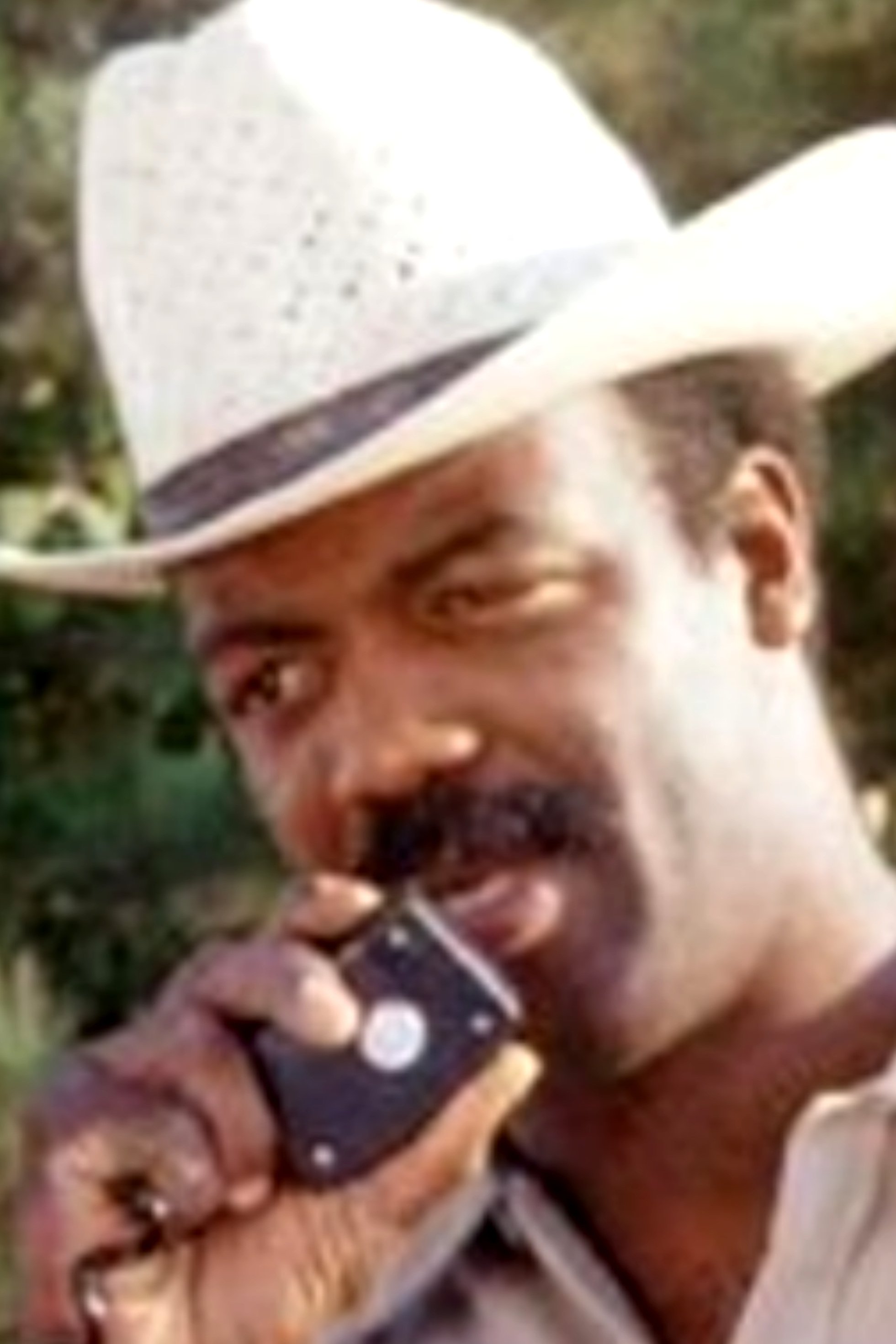 et billede af George Reynolds