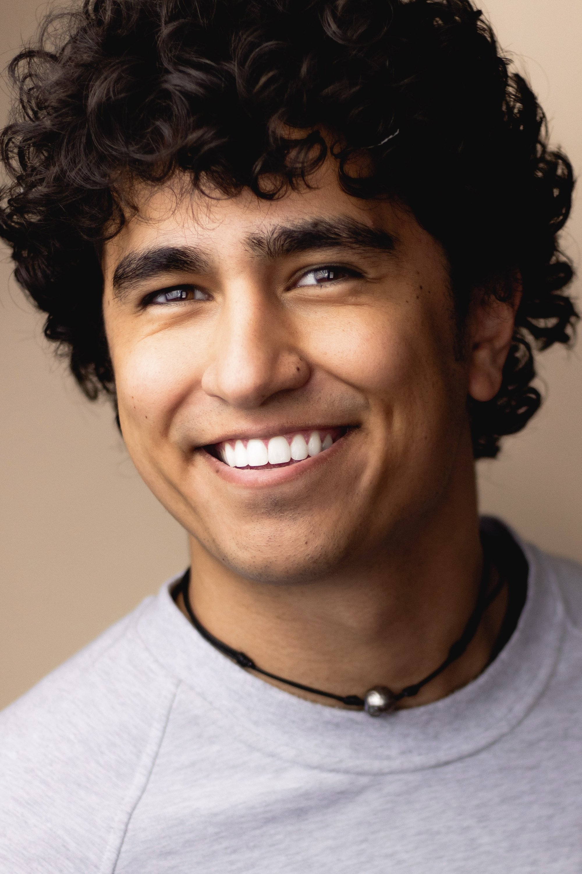 et billede af Logan Squire