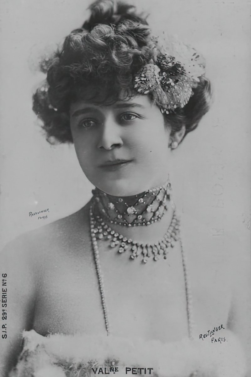 et billede af Valentine Petit