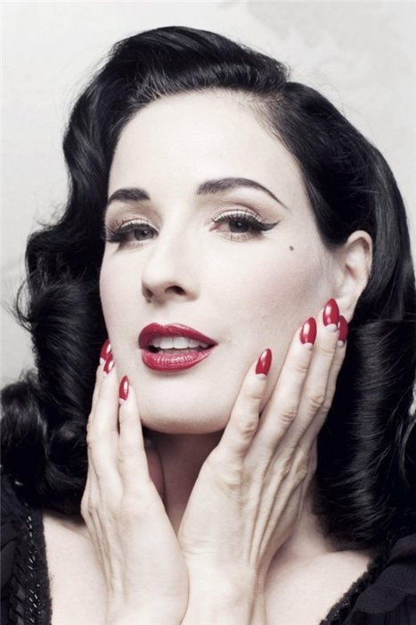 Dita Von Teese fotoğraf 7