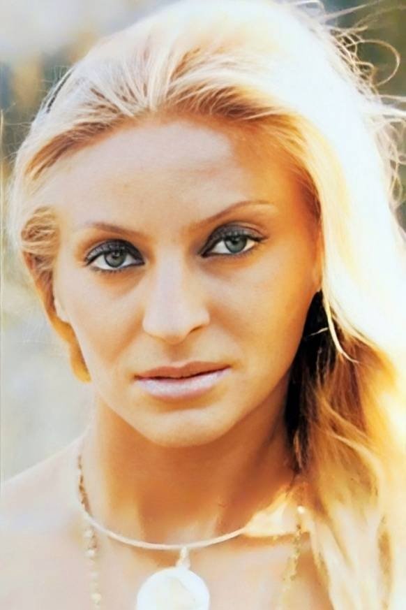 et billede af Artemis Tsarmi