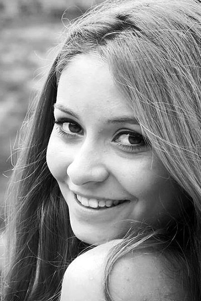 Khumar Salimova as Aydin’s girlfriend