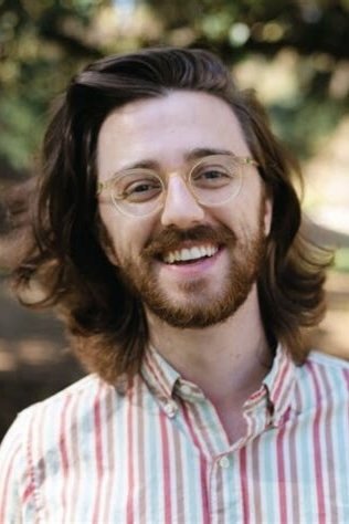 et billede af Brian David Gilbert