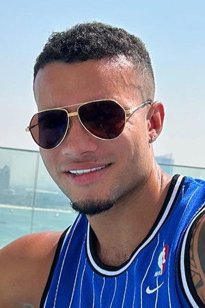 et billede af Harrison Sullivan