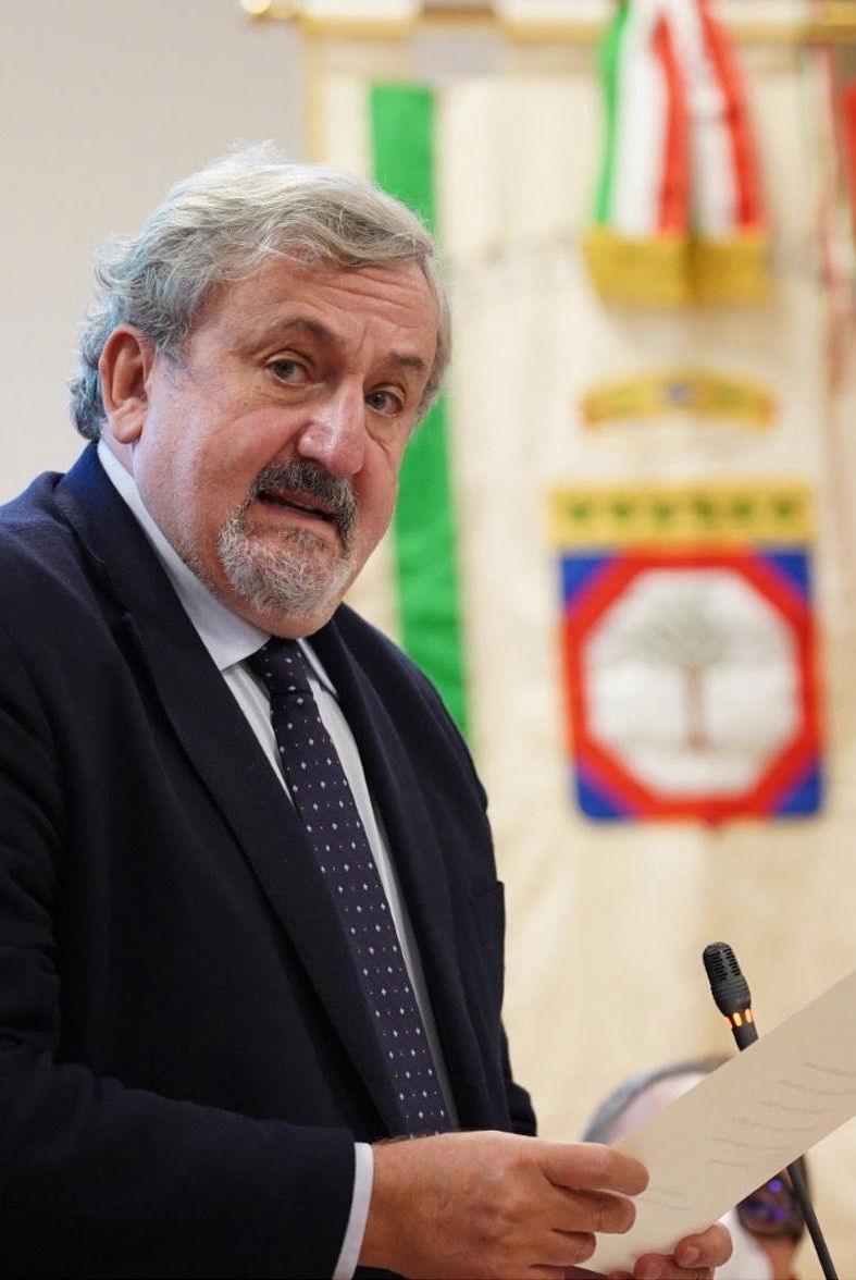 et billede af Michele Emiliano