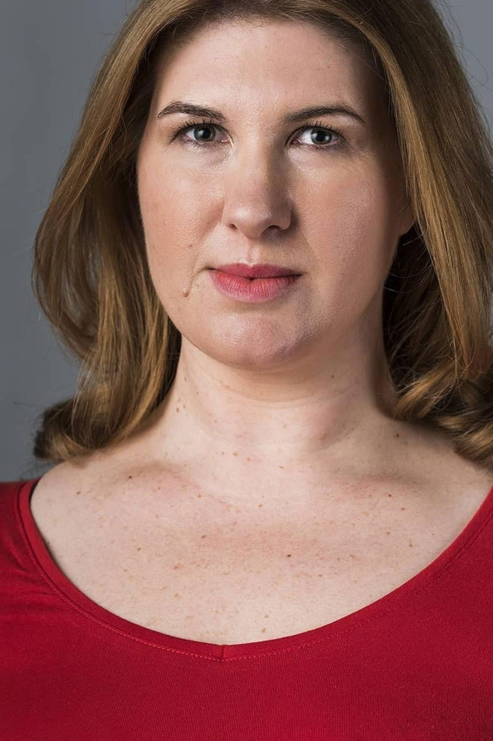 et billede af Nicola Clements