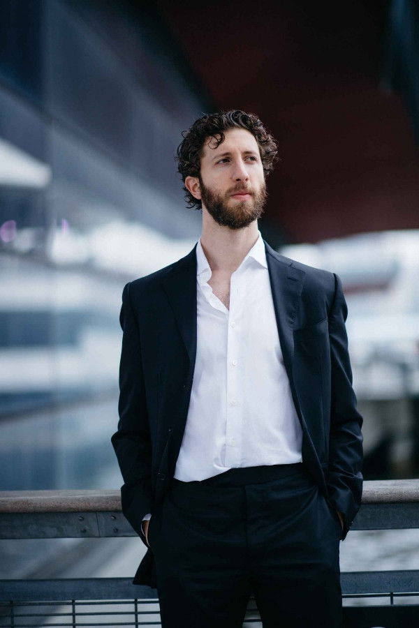 et billede af David Leigh