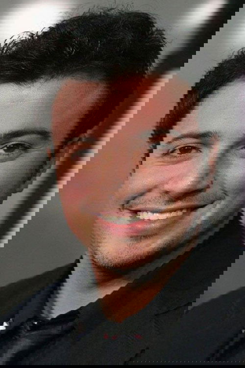 et billede af Sam Golzari