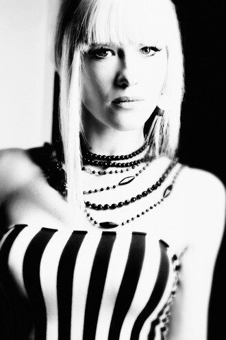 Tiphaine Pitoizet | English girl