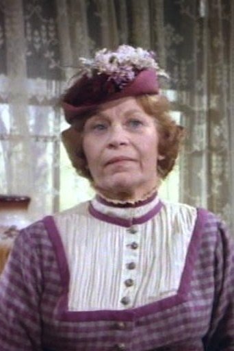 Bea Silvern's picture in the cast