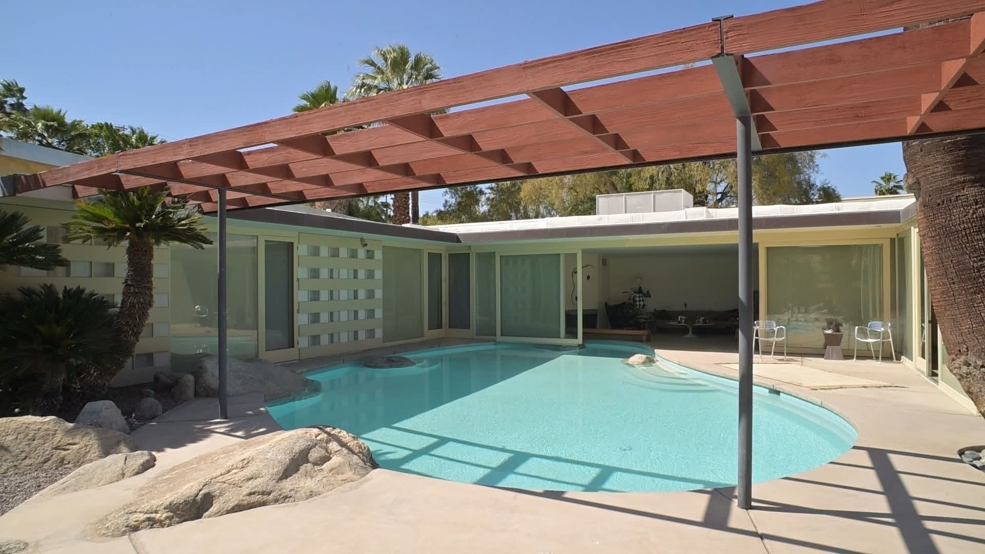 Episode 1