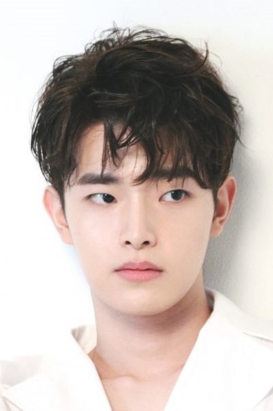 et billede af Kim Sung-hyun