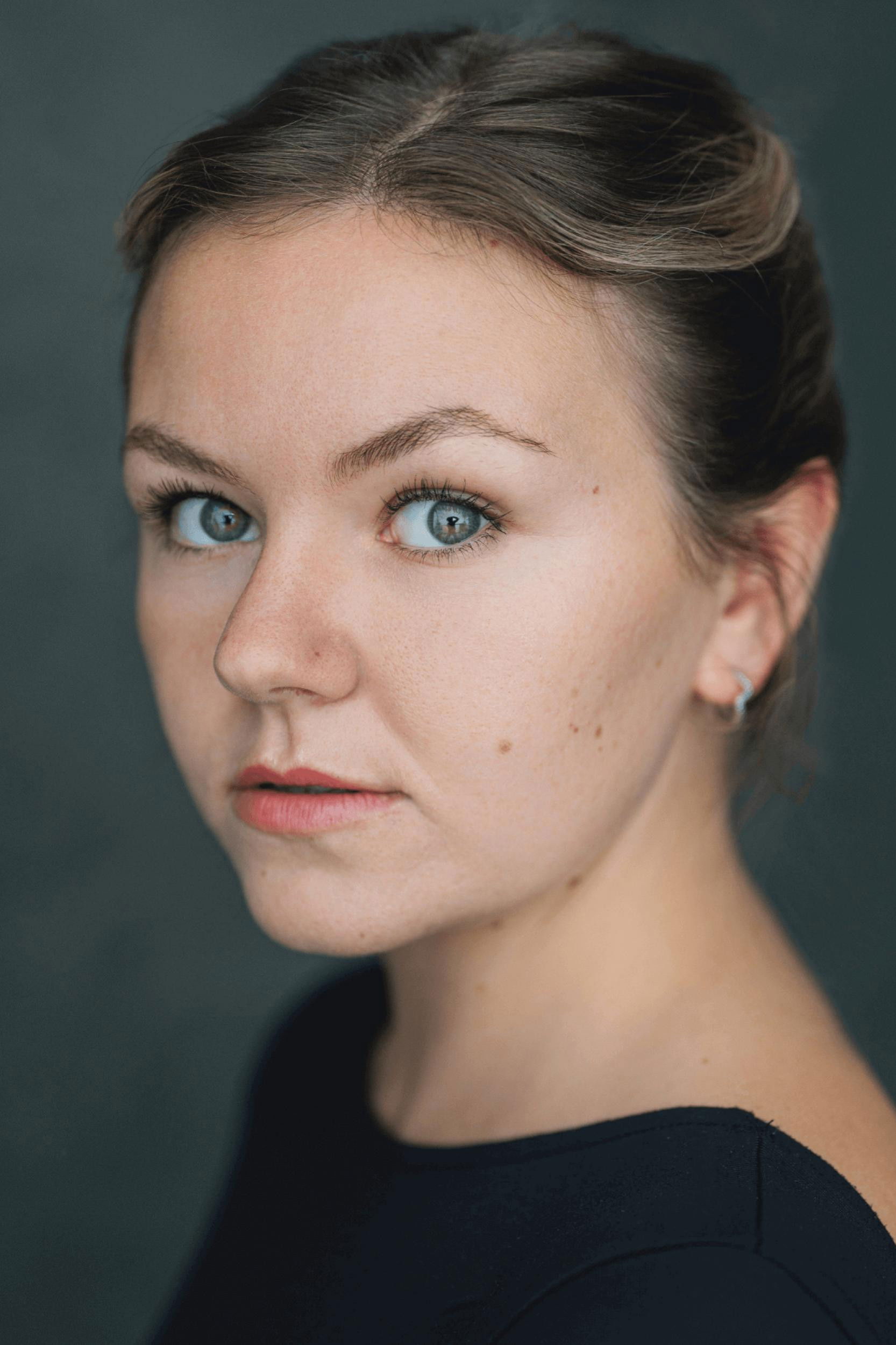 et billede af Ella Avron