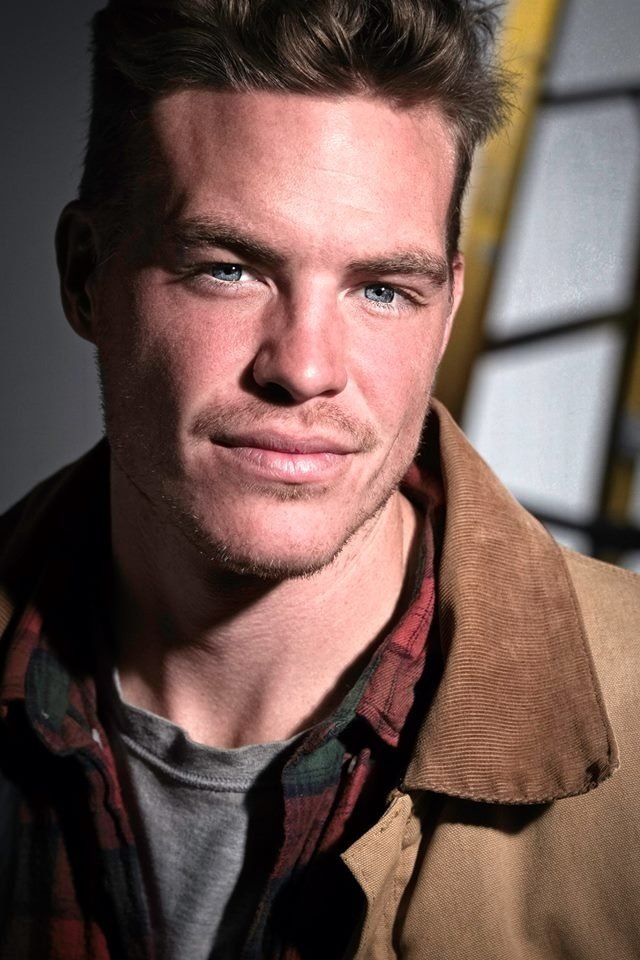 et billede af Adam Cole