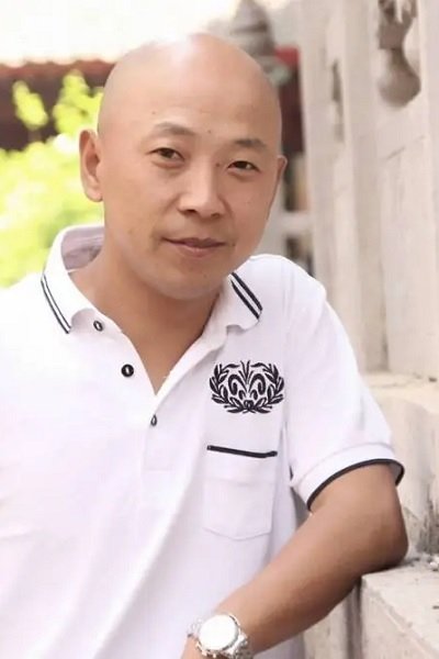 et billede af Guo Minger