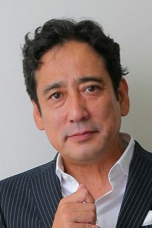 et billede af Lou Oshiba