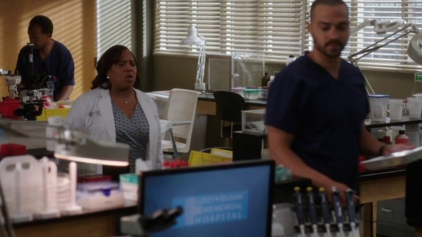 Anatomía de Grey - Season 0 Episode 67 : Episodio 67 (2025)