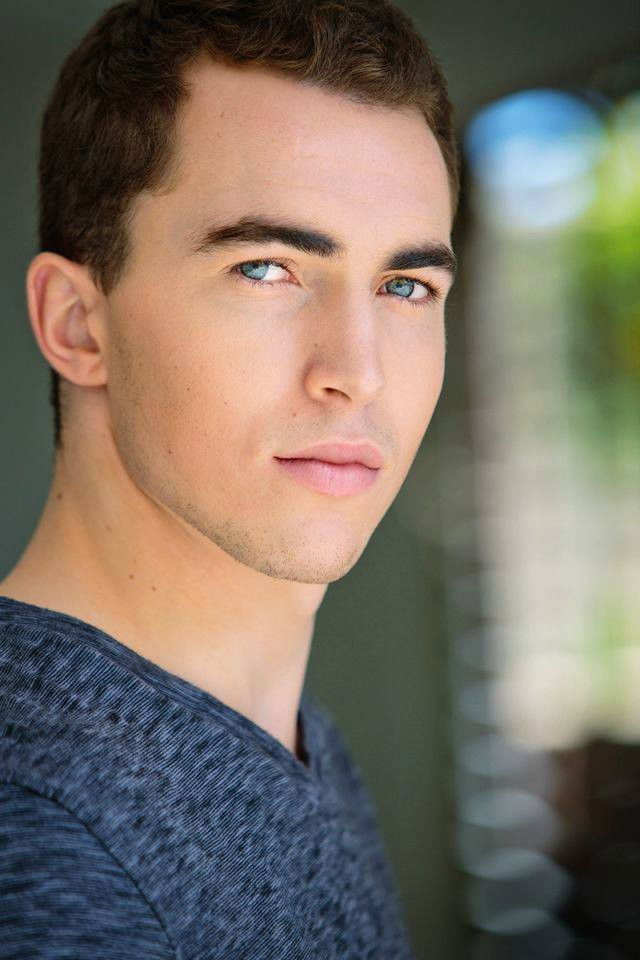 et billede af Jalil Houssain