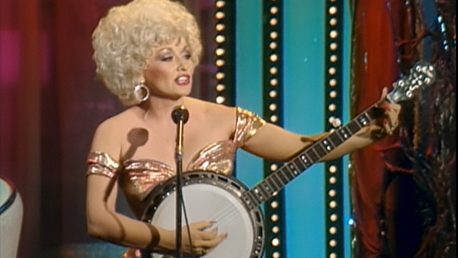 Dolly Parton : L'Amérique réconciliée (2025)