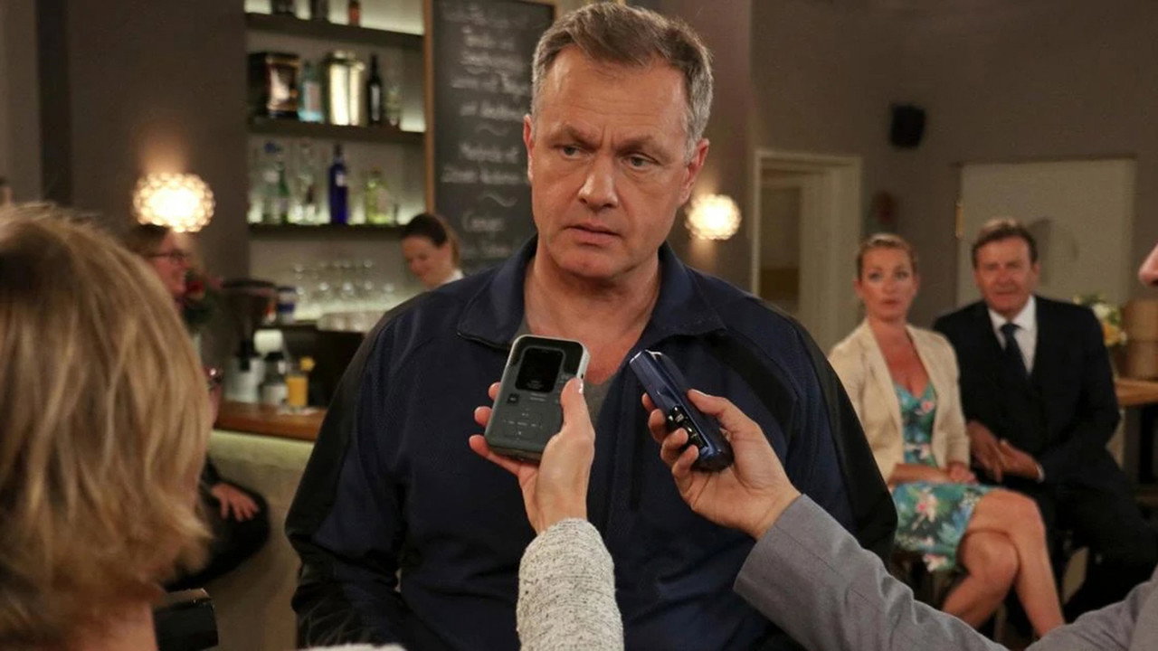 Rote Rosen Season 15 :Episode 154  Episode 2754