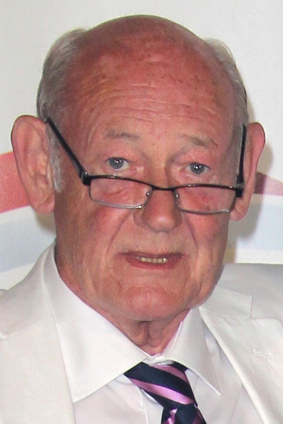 et billede af Barry Hanson