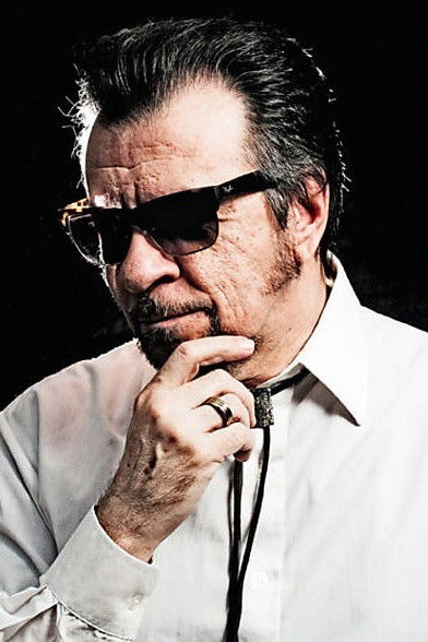 et billede af Marcelo Nova