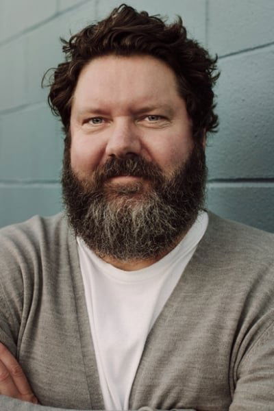 et billede af John Stewart