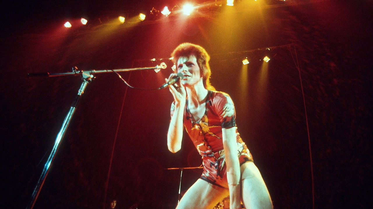 David Bowie – A Legend in Review backdrop
