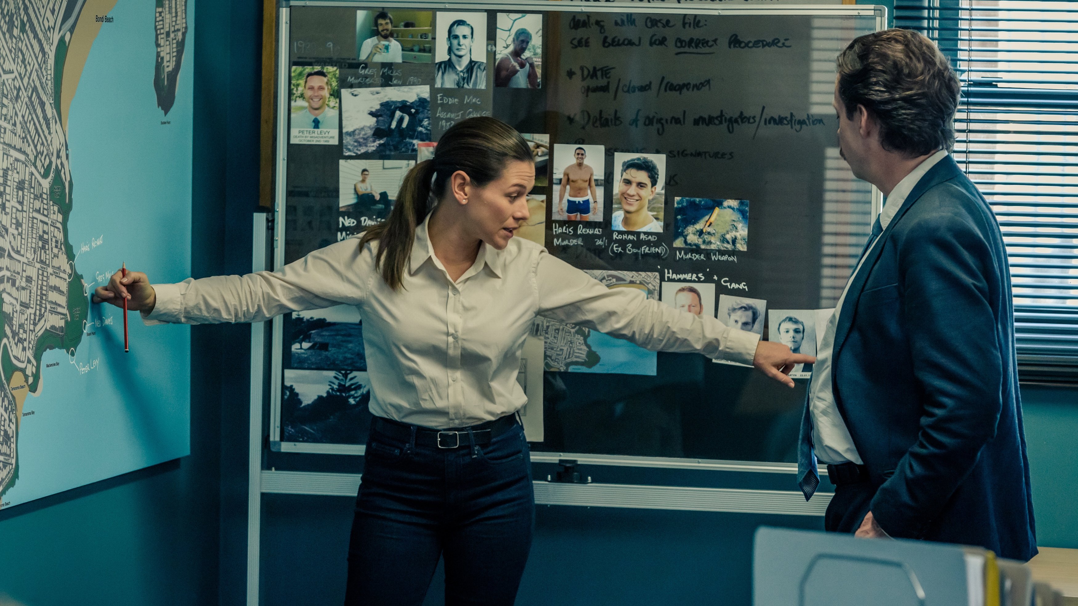 The Passing Bells S01E01 HDTV x264 - torrentz2eu