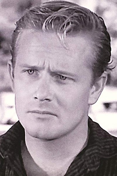 et billede af Chuck Courtney