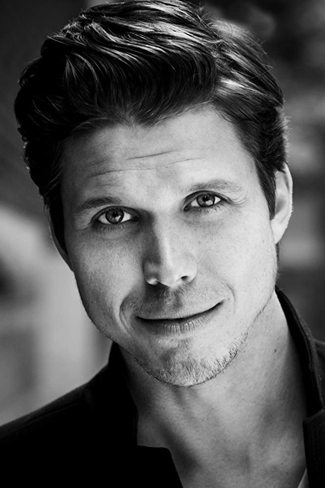 et billede af James A. Woods