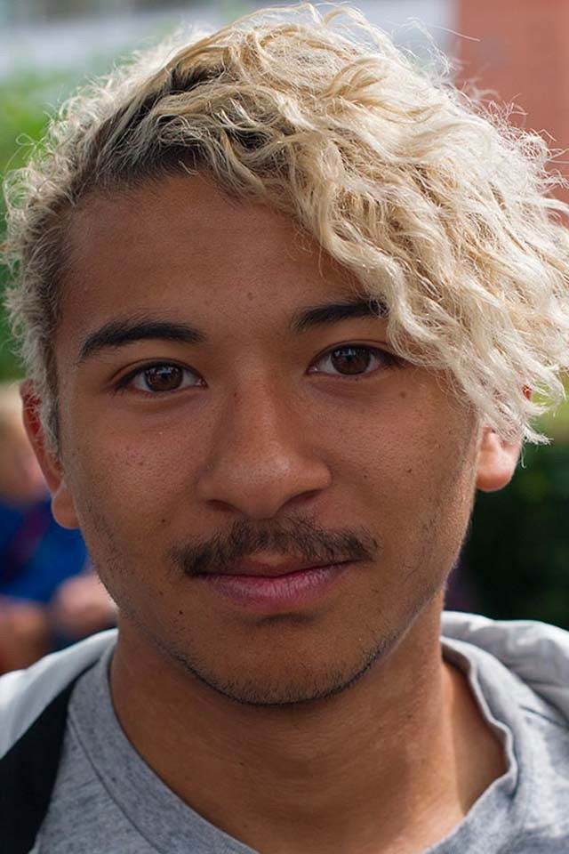 et billede af Lui Elliott