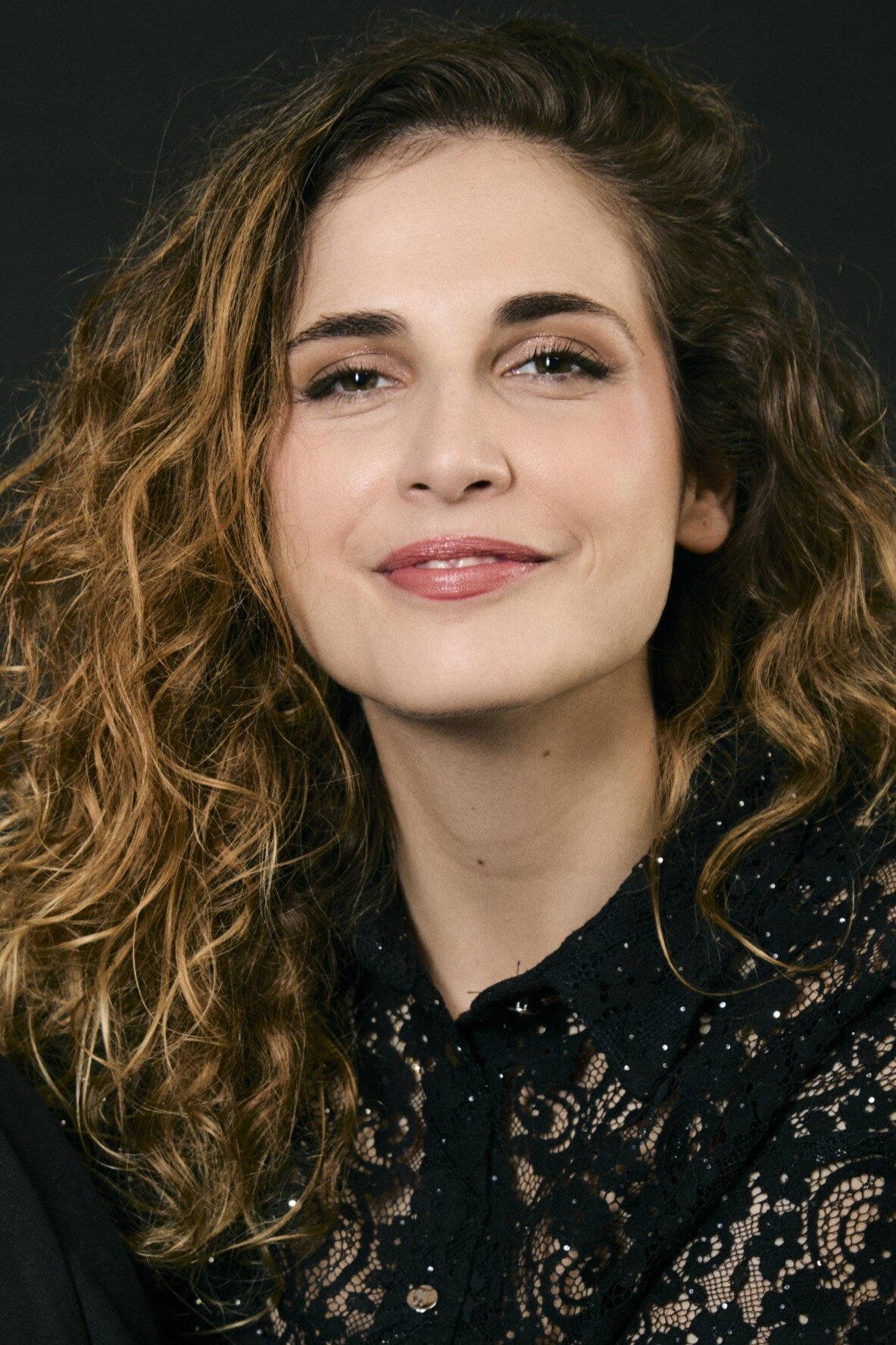 Laura Ledesma's picture in the cast