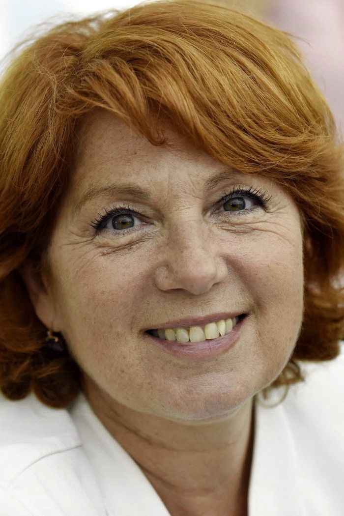 et billede af Véronique Genest