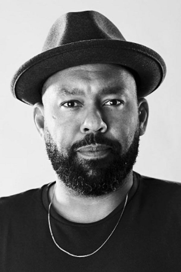 et billede af David Mayonga