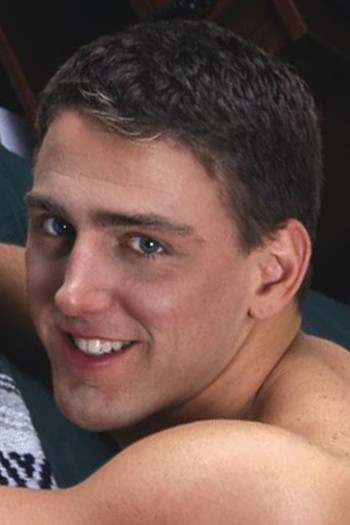 et billede af Ethan Michael Ayers