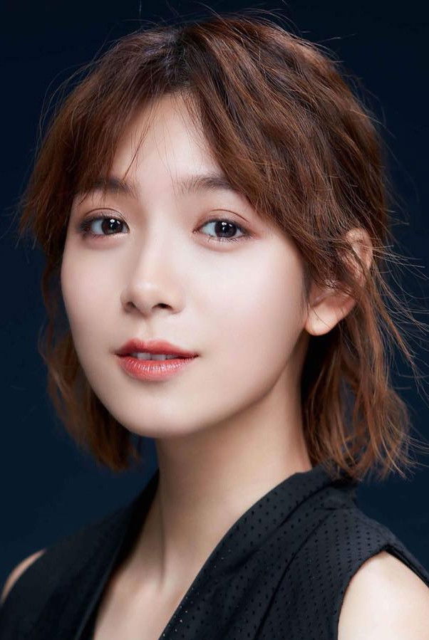 et billede af Daphne Low