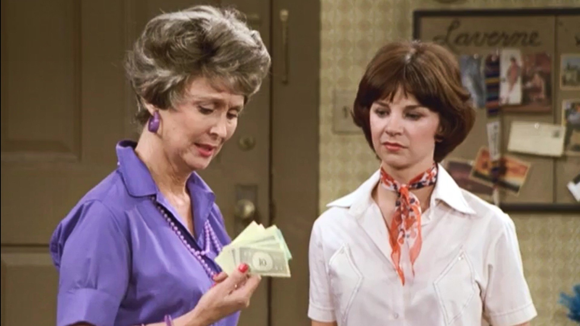 Laverne & Shirley - Épisode 9