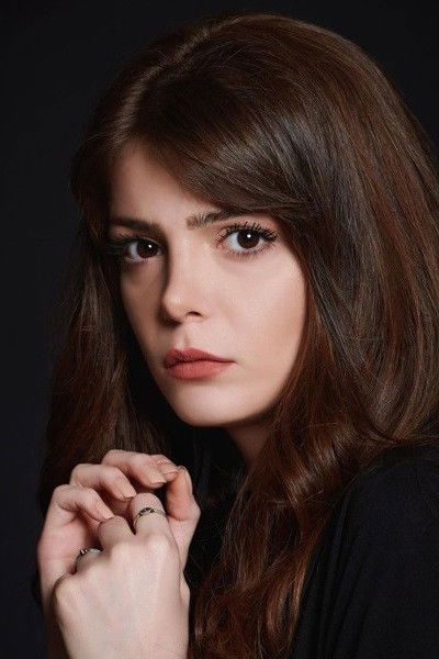 et billede af Hilal Anay