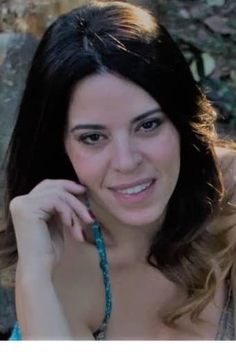 et billede af Daniella Peneluppi