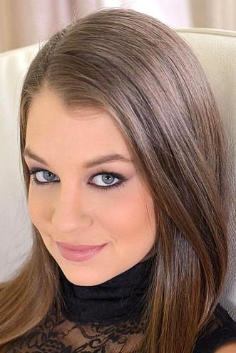 et billede af Angelina Brill