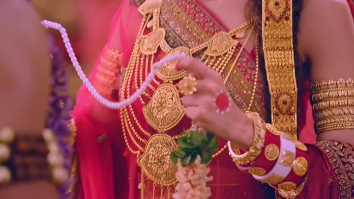 Thumbnail for Lord Shiva-Sati exchange vows Season 1 Episode 24