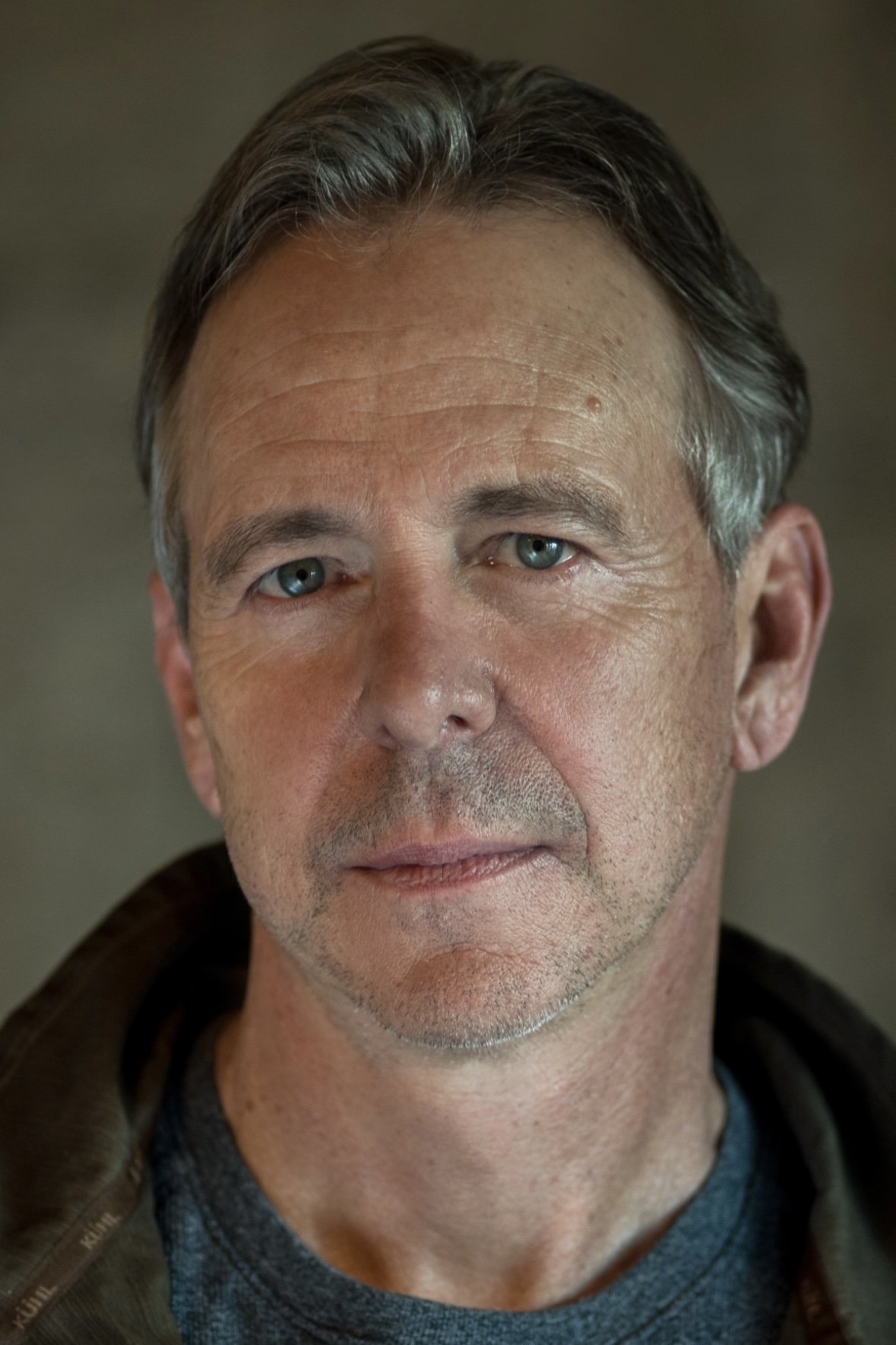 et billede af Robert C. Treveiler